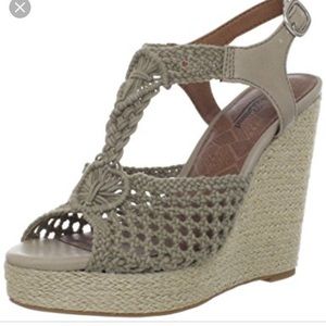 Lucky Brand Light Beige Wedge Sandal